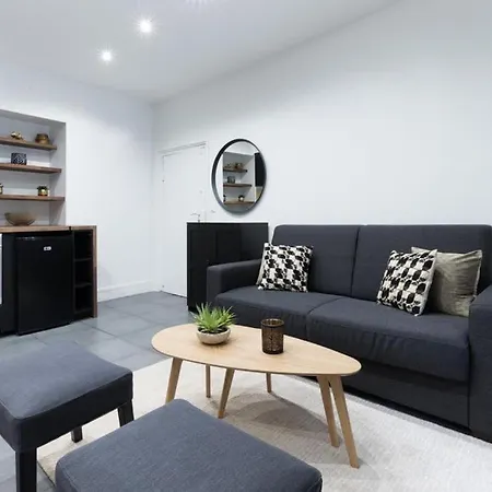 Nazareth/sentier I : Charmant 1br/4p *