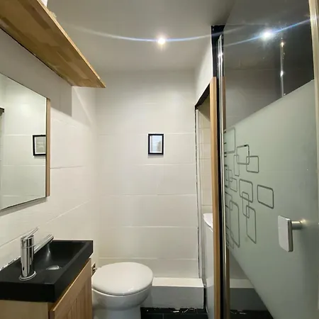 Apartment Poetic - Cozy In 2nd Paris
