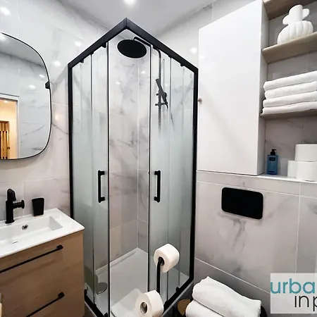 Apartment Urban Flat 178 - Cosy Chic 2 Bedroom Flat In *