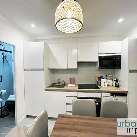 Apartment Urban Flat 178 - Cosy Chic 2 Bedroom Flat In *