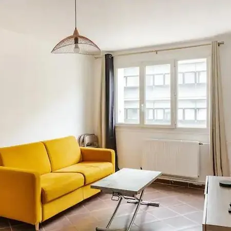 Superbe Studio Gambetta * Parijs