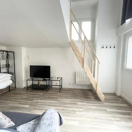 Appartement Homely & Charming Parisian Duplex - Near Marais