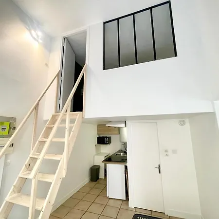 Homely & Charming Parisian Duplex - Near Marais Paris