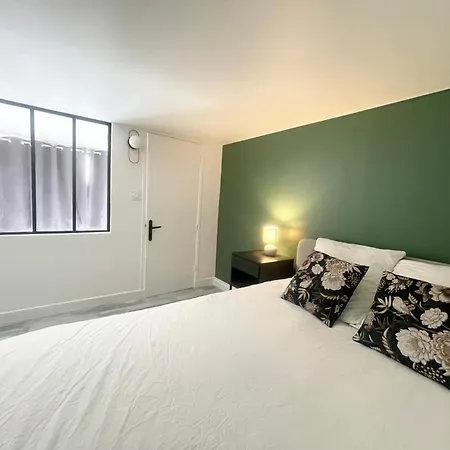 Homely & Charming Parisian Duplex - Near Marais Appartement *