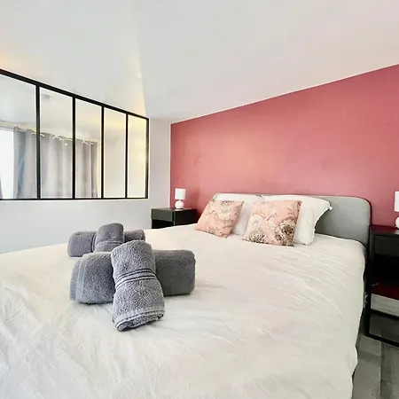 Homely & Charming Parisian Duplex - Near Marais * Paris