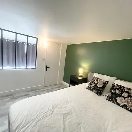 Homely & Charming Parisian Duplex - Near Marais Appartement *