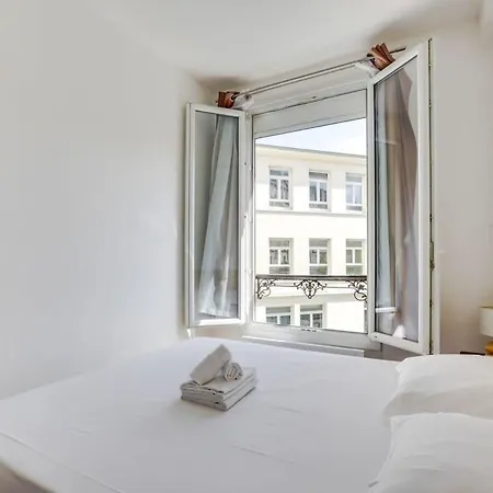 2br Montmartre & Sacre-coeur - Cityapartmentstay * Paris