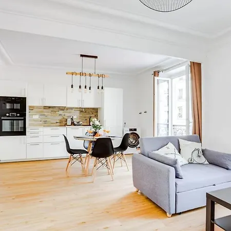 2br Montmartre & Sacre-coeur - Cityapartmentstay Paris