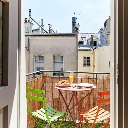 1Br With Balcony - Cityapartmentstay