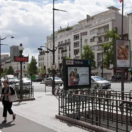 Backpackers Luxury 5* In Homestay Paris