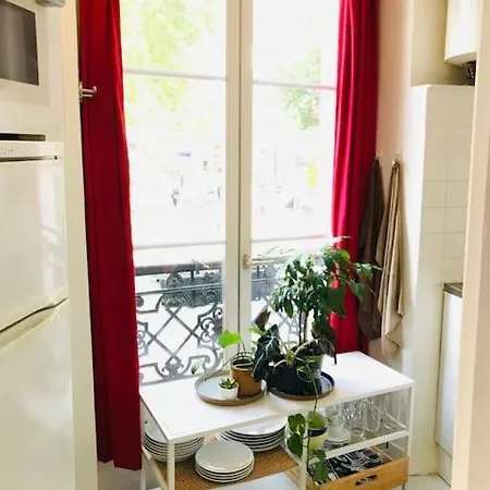 Flat In Paris