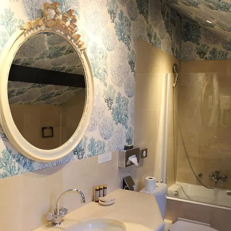 De La Bretonnerie Hotel 3*