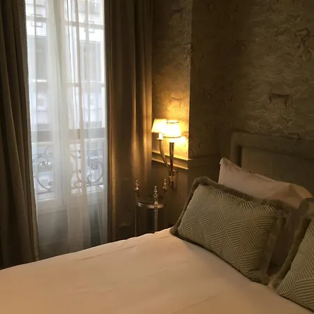 Hotel George Washington Paris