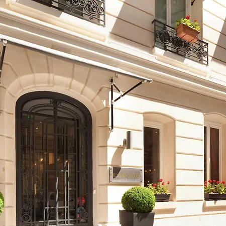 Hotel Foch Paris