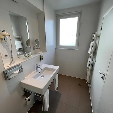 Hotel Paris-auteuil By Ihg Paris