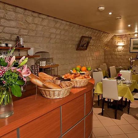 Otel Opera Deauville 3*