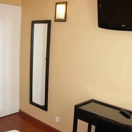 Hotel Cosmotel 3*