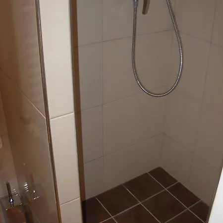 Hotel Cosmotel 3*