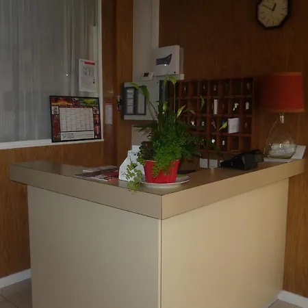 Hotell Des Vosges 2*