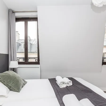 Apartment Sweet *