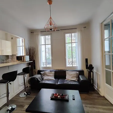 Apartman And Cozy 1b In The Heart Of