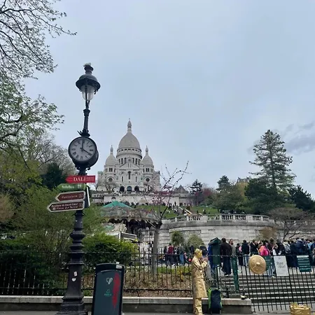 Un Au Sacre Coeur Montmartre