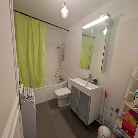 アパート Large With Terrace For Up To 4 People