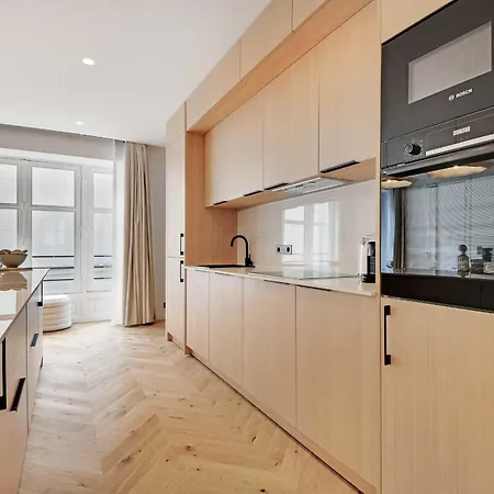 公寓 Incredible Flat - 4 Br-10p - Matignon - Champs Elysees