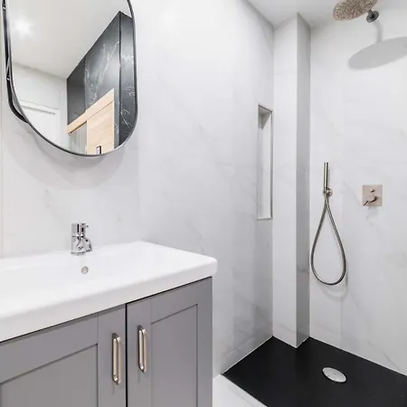 Appartement Cosy Et Agreable Avec Sauna - 4p - Flat-guest Paris