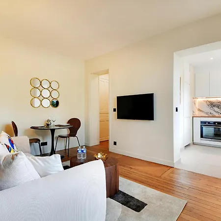 Luxury Flat By Les Maisons De Charloc Homes Paris