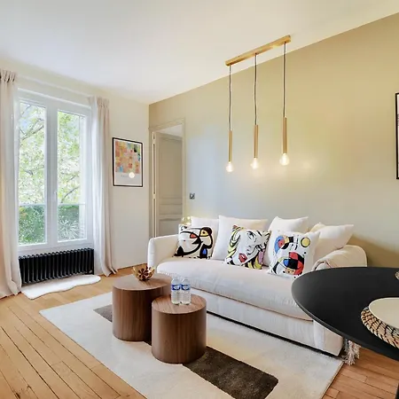 Luxury Flat By Les Maisons De Charloc Homes Paris