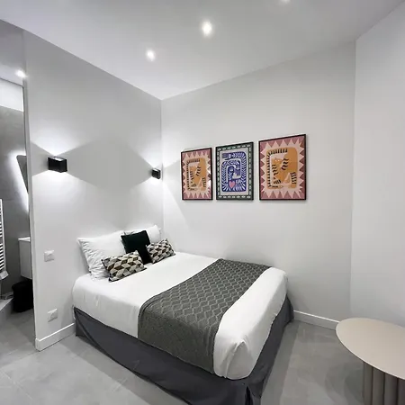 Apartment Urban Flat 08 - The Panoramic Flat In Paris