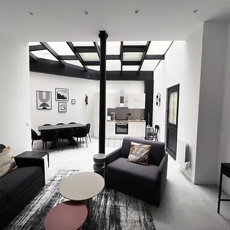 Urban Flat 08 - The Panoramic Flat In Paris