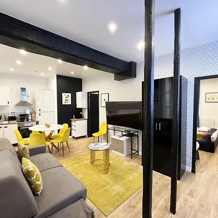 Apartament Urban Flat 157 - Coco Chanel Flat In Montorgueil Paryż