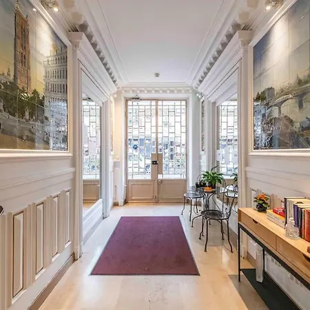 Apartment Le Canet - Passy Tour Eiffel A Pied - 4 Personnes- Climatisation - Vue Sur Cour Paris