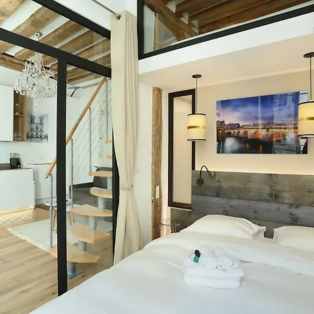 Le Marais By Prestige Apartment