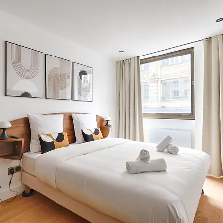 Sentier Historical Center Luxury & Design 2br *