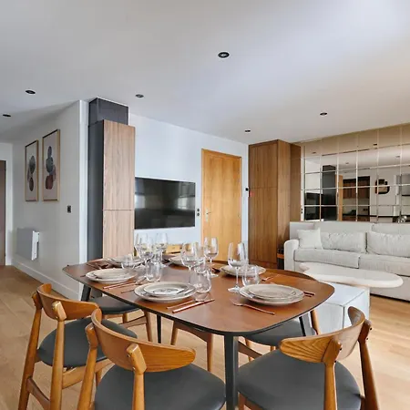 Sentier Historical Center Luxury & Design 2br