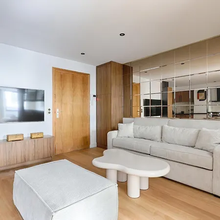 Sentier Historical Center Luxury & Design 2br Apartment *