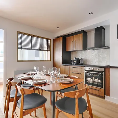 Sentier Historical Center Luxury & Design 2br Apartment Paris