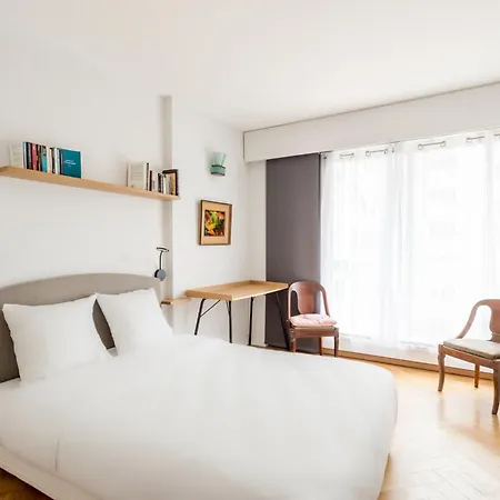 شقة Eiffel Tower - 2br With Balcony - Cityapartmentstay