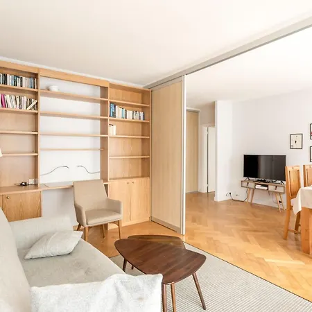 Eiffel Tower - 2br With Balcony - Cityapartmentstay * باريس