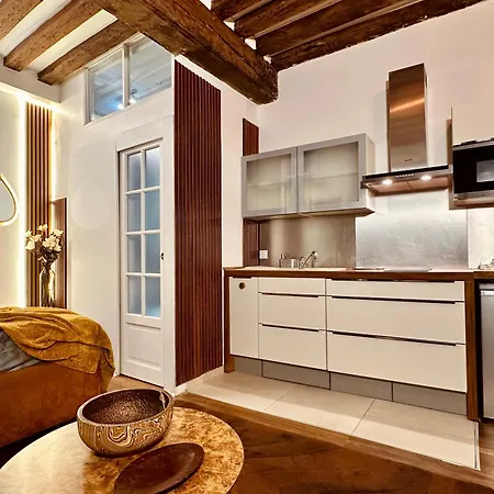 Charming Notre-dame Appartement
