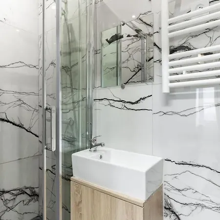 Montmartre/tretaigne : Cosy Studio 2p Apartament