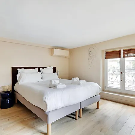 Pick A Flat's In Saint-germain - Rue Du Bac Apartment Paris