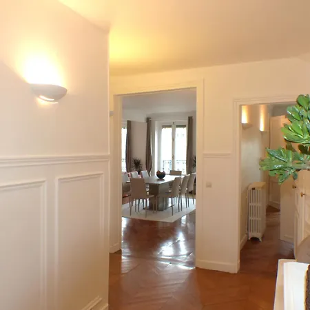Marvellous Sunbathed 3br At The Heart Of *