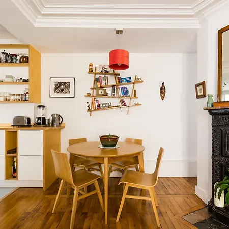 Veeve - A La Mode In Batignolles Apartment Paris