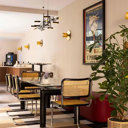 Hotel Moderniste