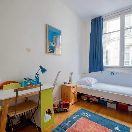 Veeve - A Window To Apartment