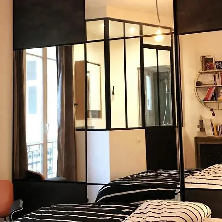 Montmartre Parisian - Full 51 M2 Apartment *